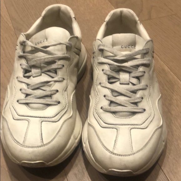 rhyton leather sneaker